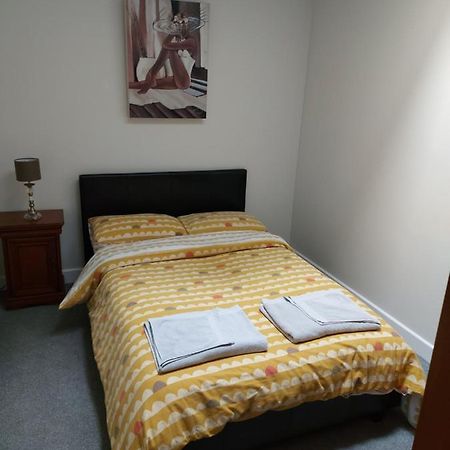 Plaza Suite 61 B Bangor  Exteriér fotografie